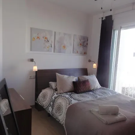 Plaza Espana, Apartment *